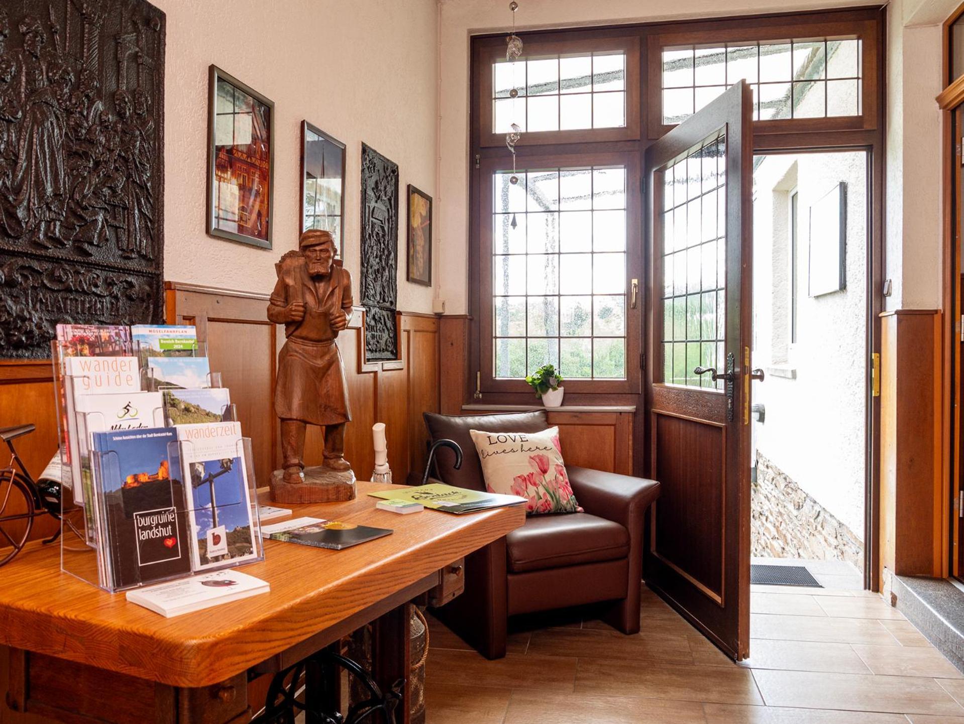 Weingut / Gaestehaus Gerlach Ürzig Extérieur photo