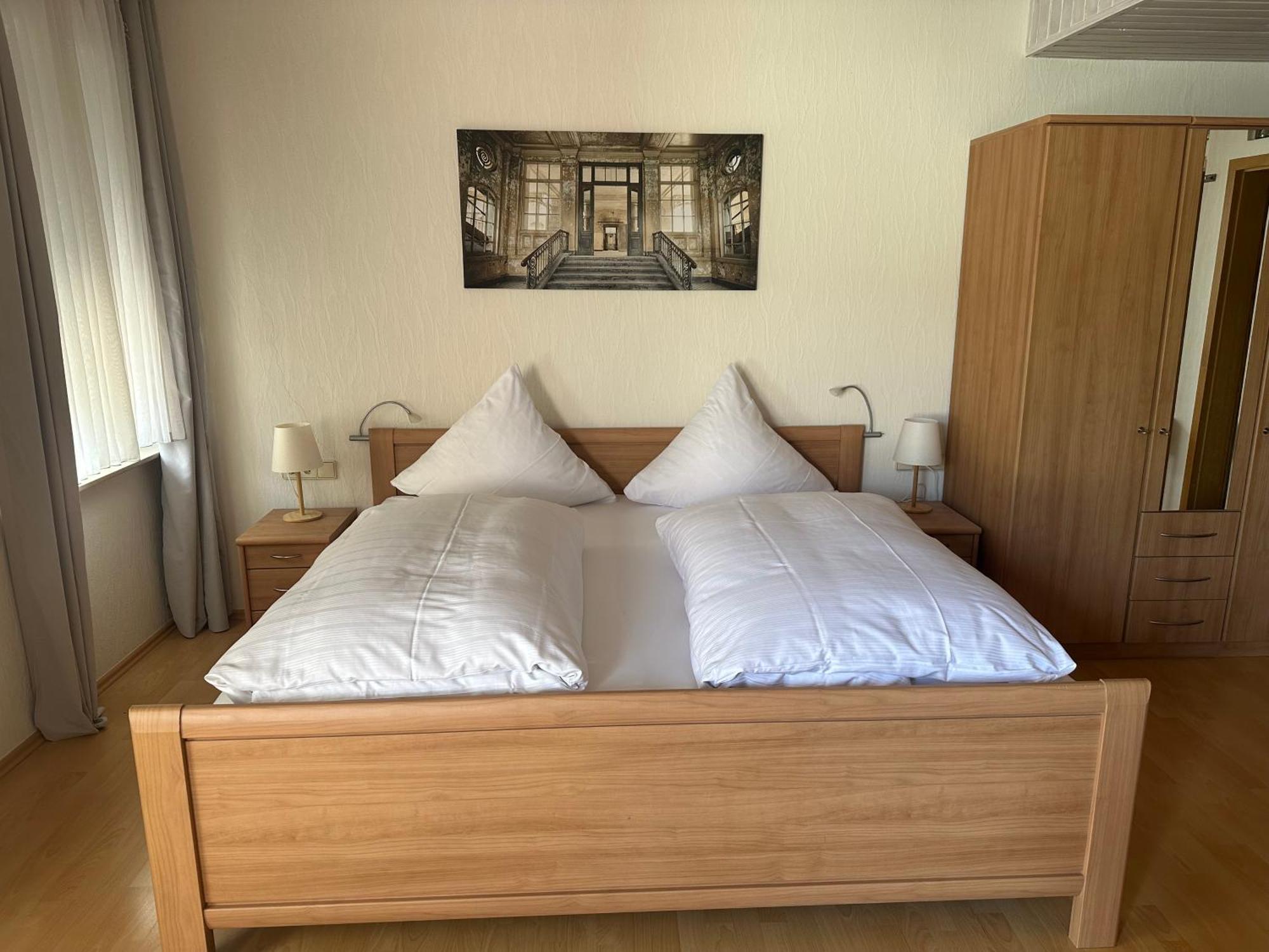 Weingut / Gaestehaus Gerlach Ürzig Extérieur photo